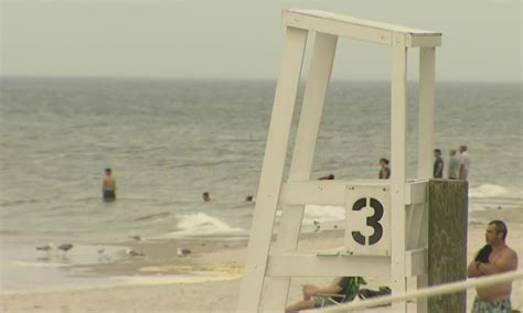 Beachgoers describe rush to rescue three swimmers at Mayflower Beach in Dennis